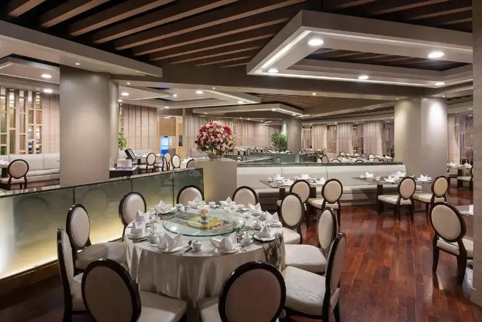 Отель The Berkeley Hotel Pratunam