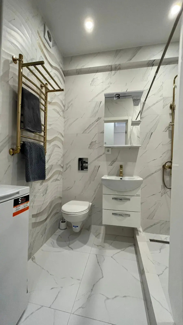 Апартаменты Евро 2-ком с балконом возле моря в центре Адлера Ajax