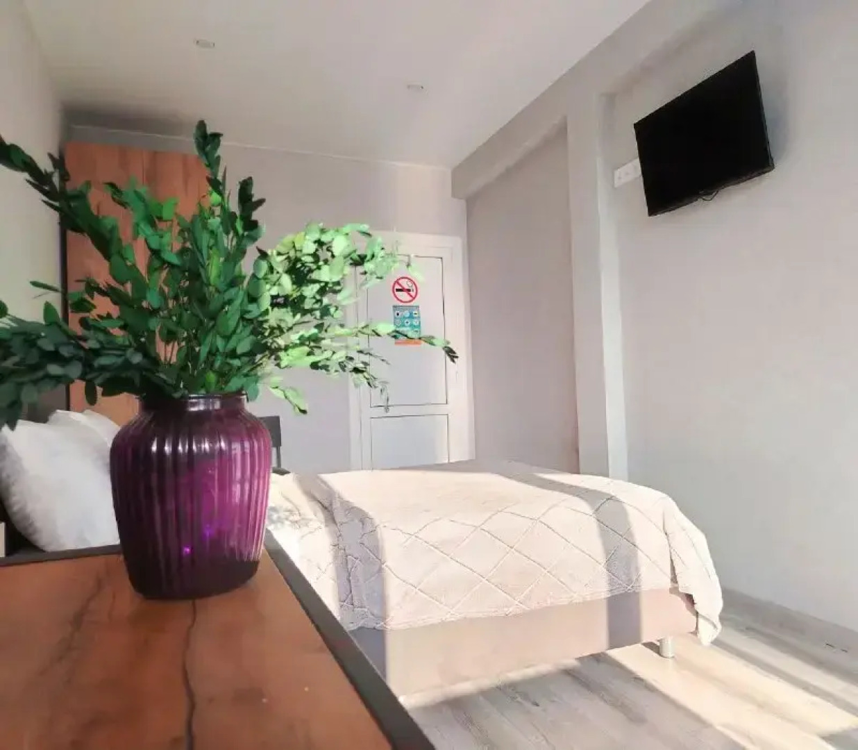 River House Apartments