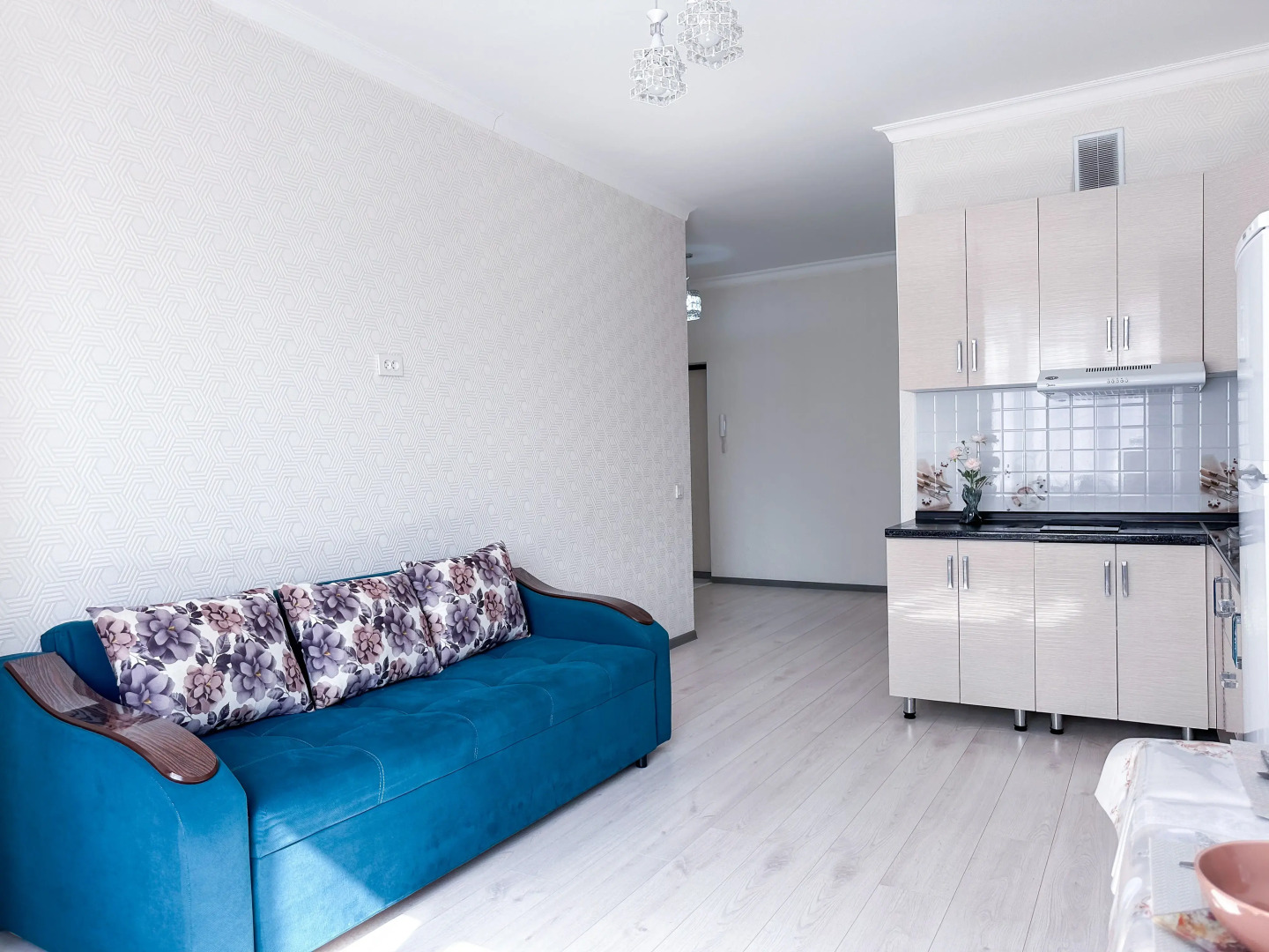 Апартаменты Светлая, уютная квартира в 10 мин от Мега парк (646)