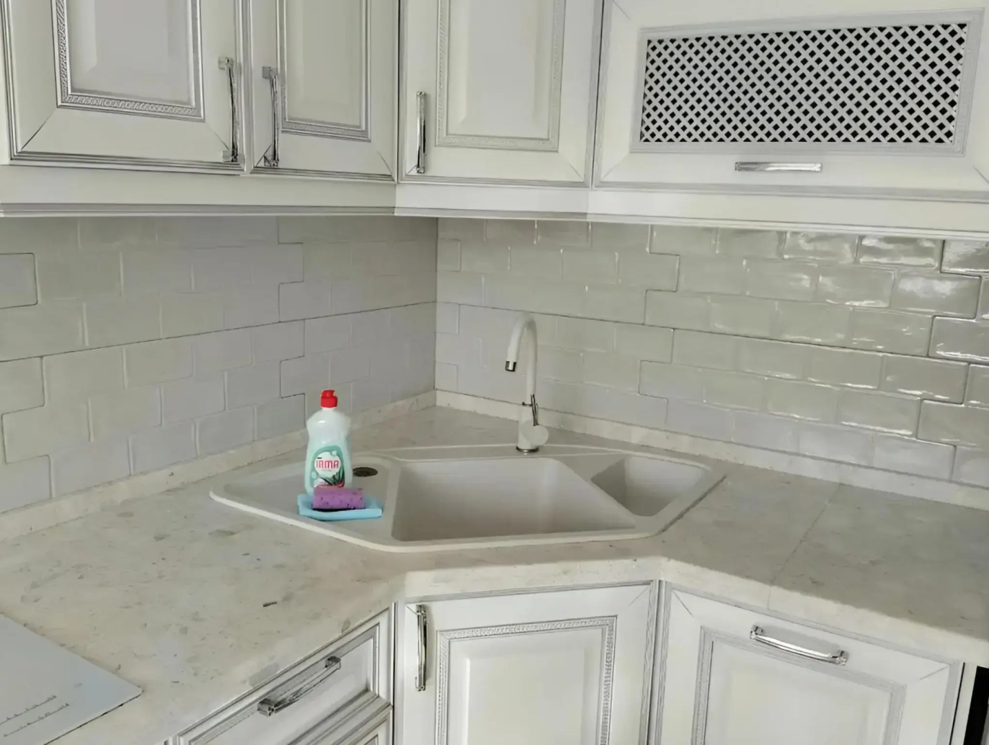 Квартира с видом на стадион