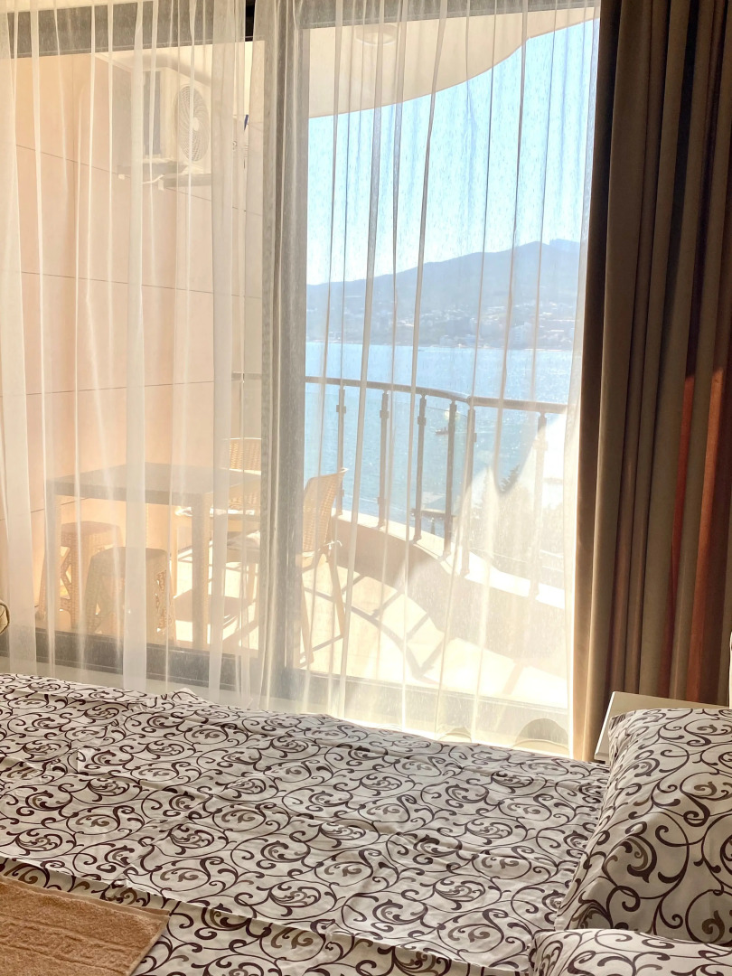 Апартаменты с Видом на Море на Морском Спуске