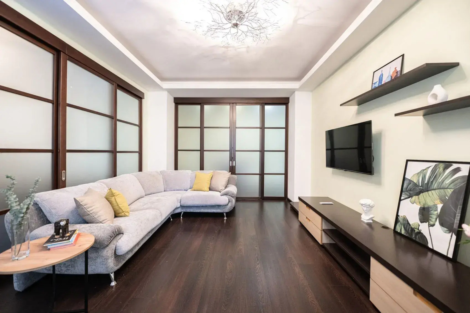 Апартаменты Пять Звёзд Большая с Кондиционерами и камином