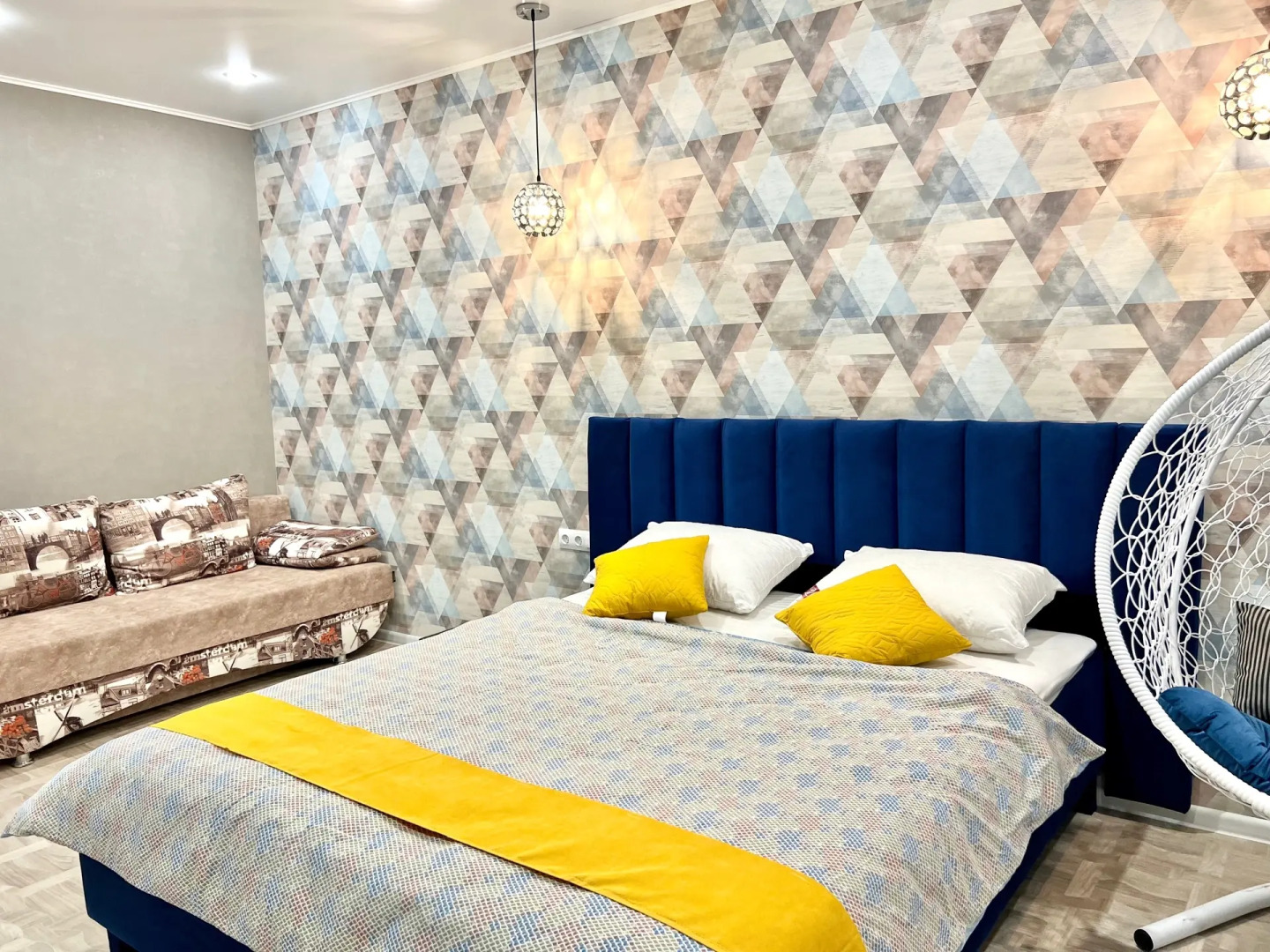 Апартаменты Карла Маркса 70