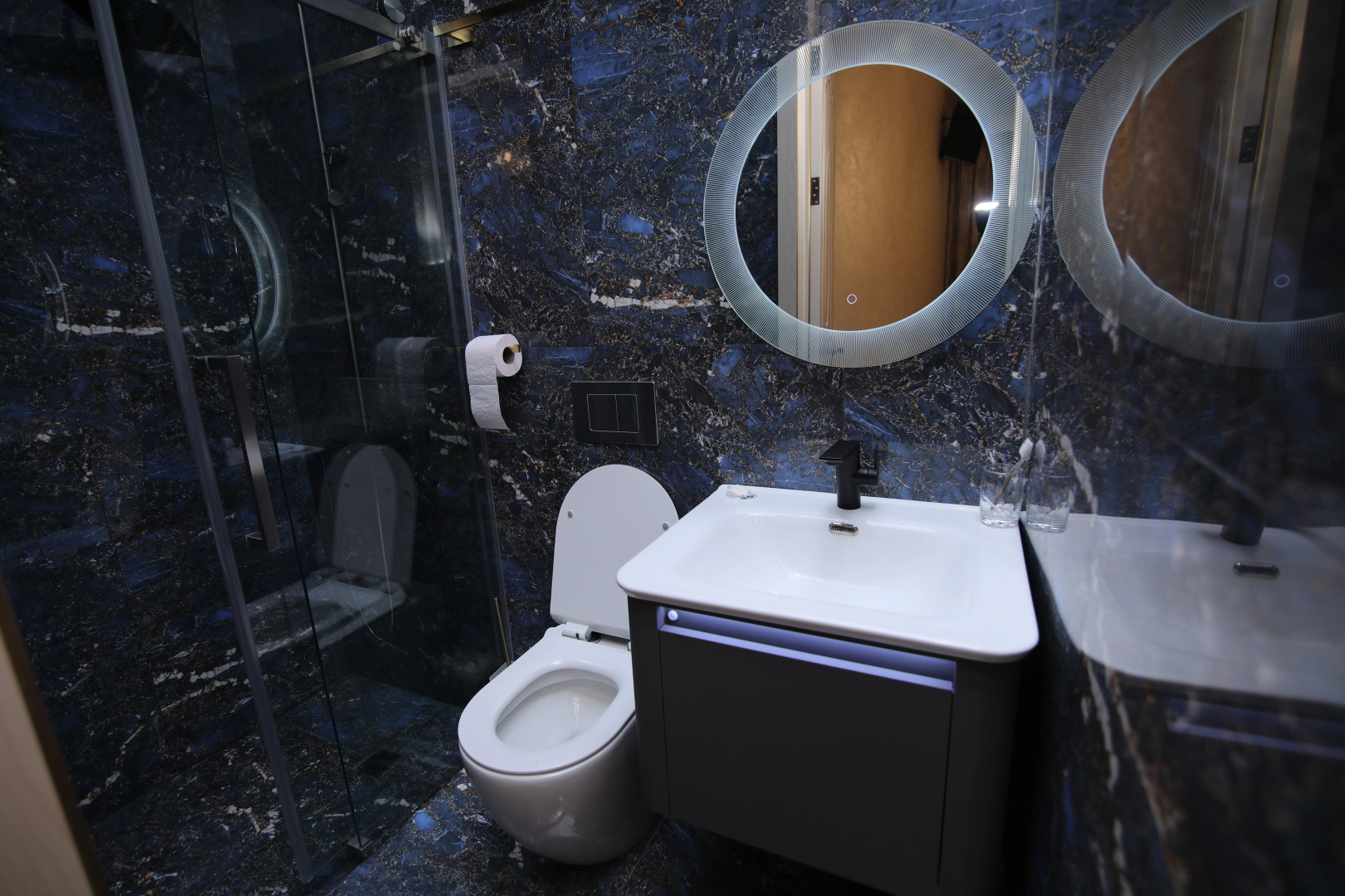 Отель Louvre Home