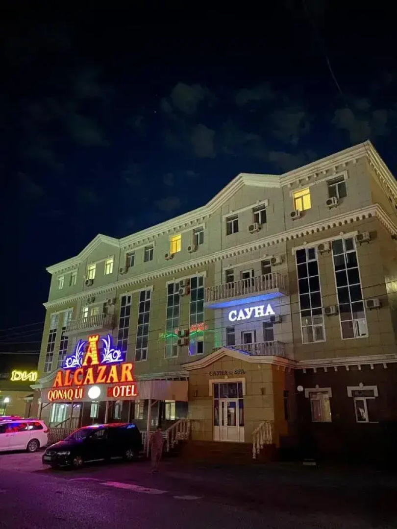 Отель Alcazar