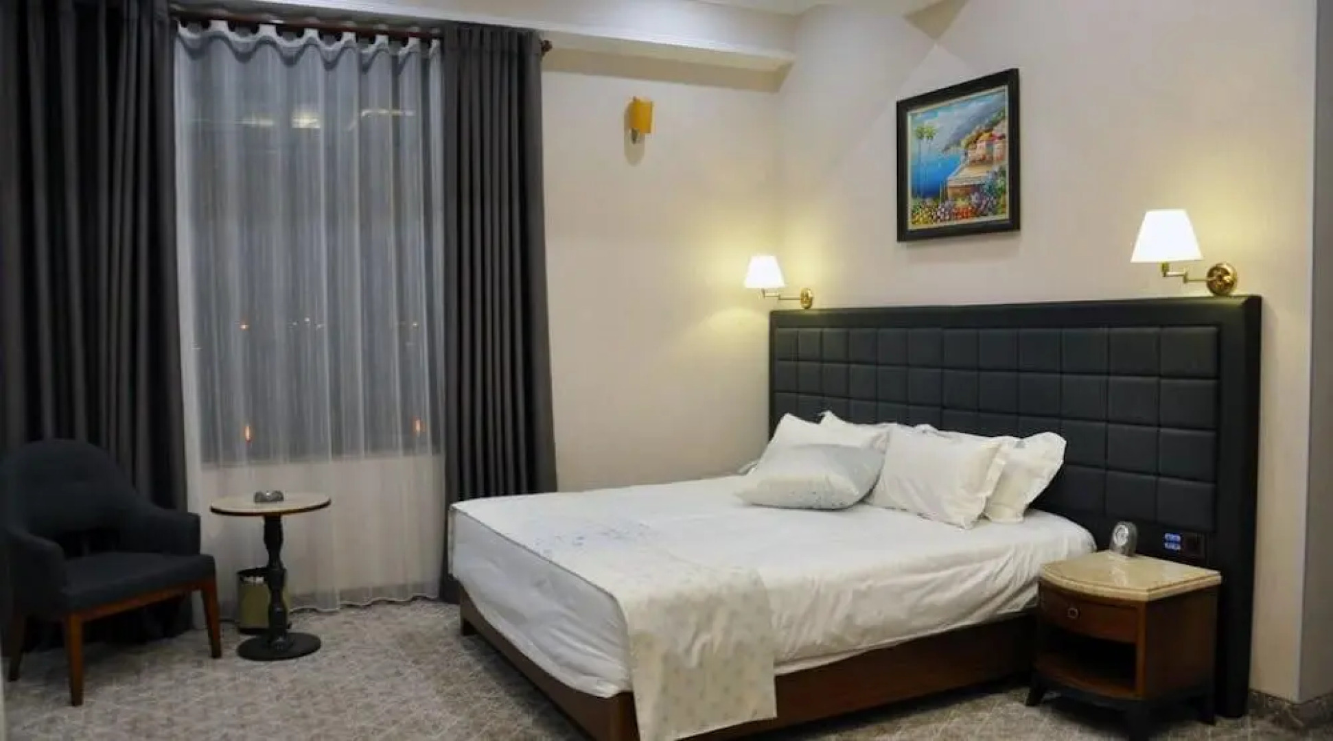 Parliament Palace Hotel