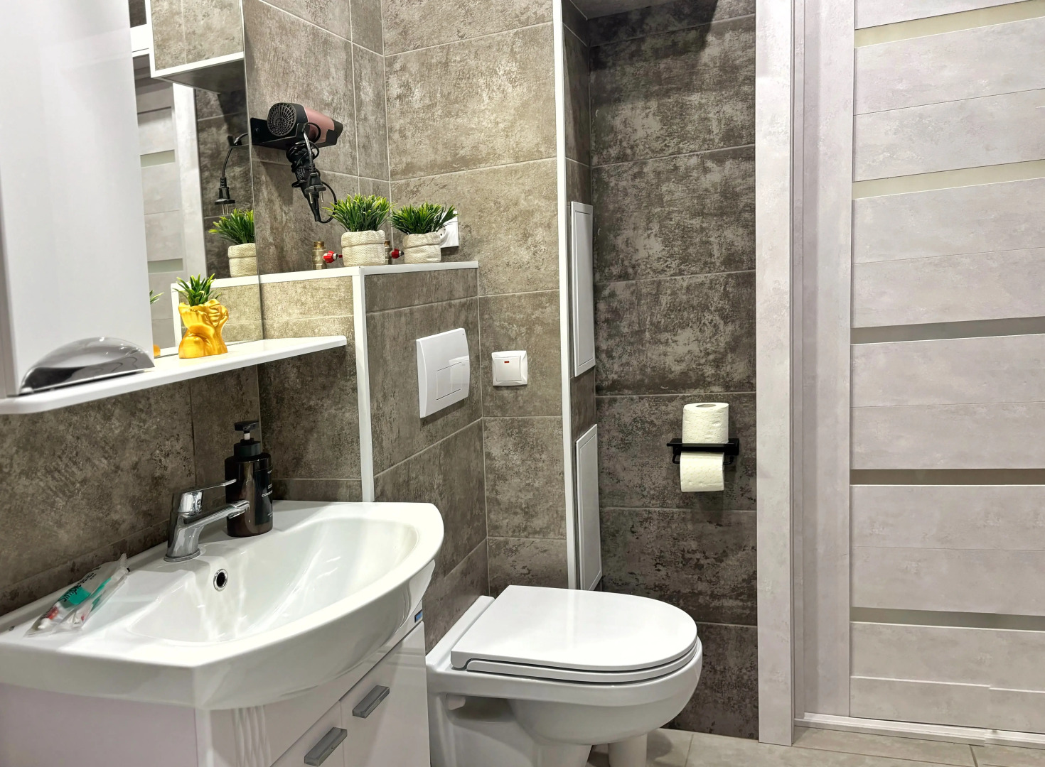 Апартаменты Уютные апартаменты на ул. Валентины Трофимовой 8