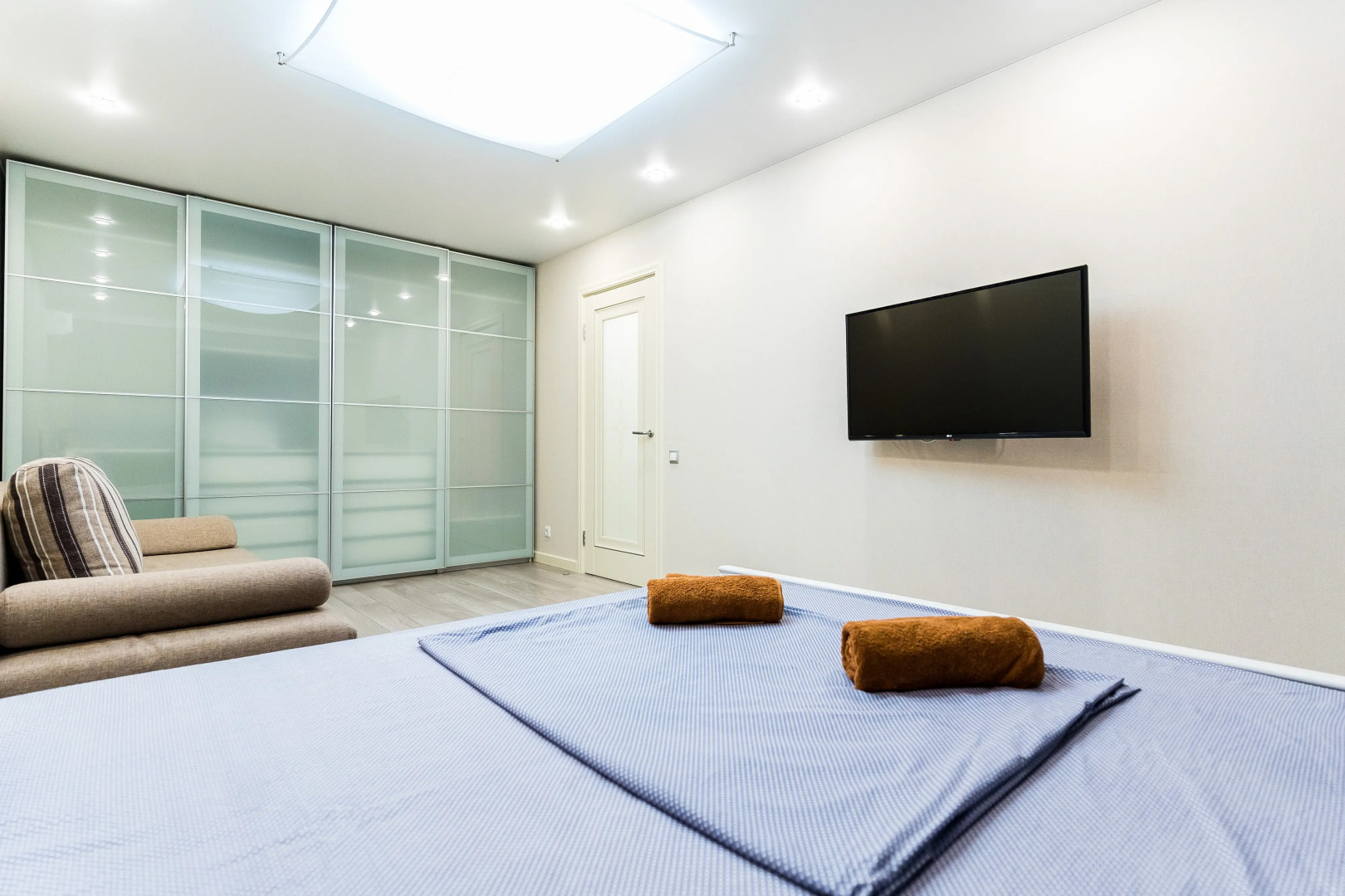 апартаменты в современном ЖК "Малая Земля" от LetoApart