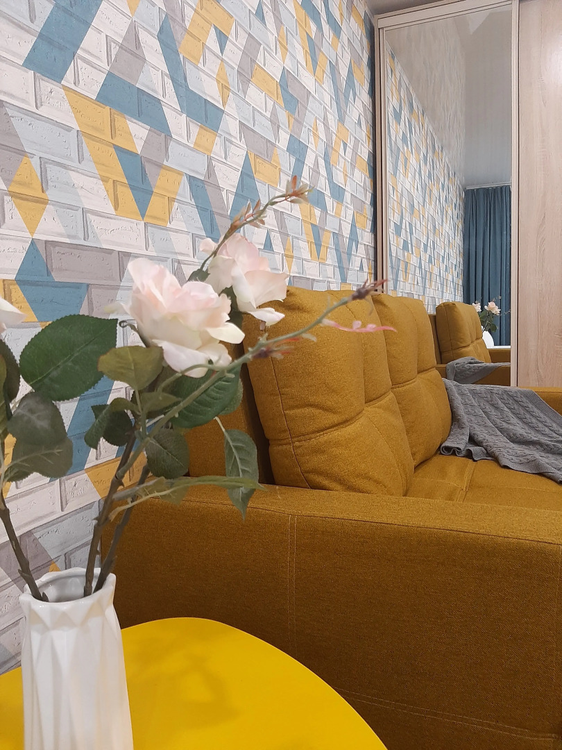 Апартаменты Yellow сети DeNewHome на Пушкинской