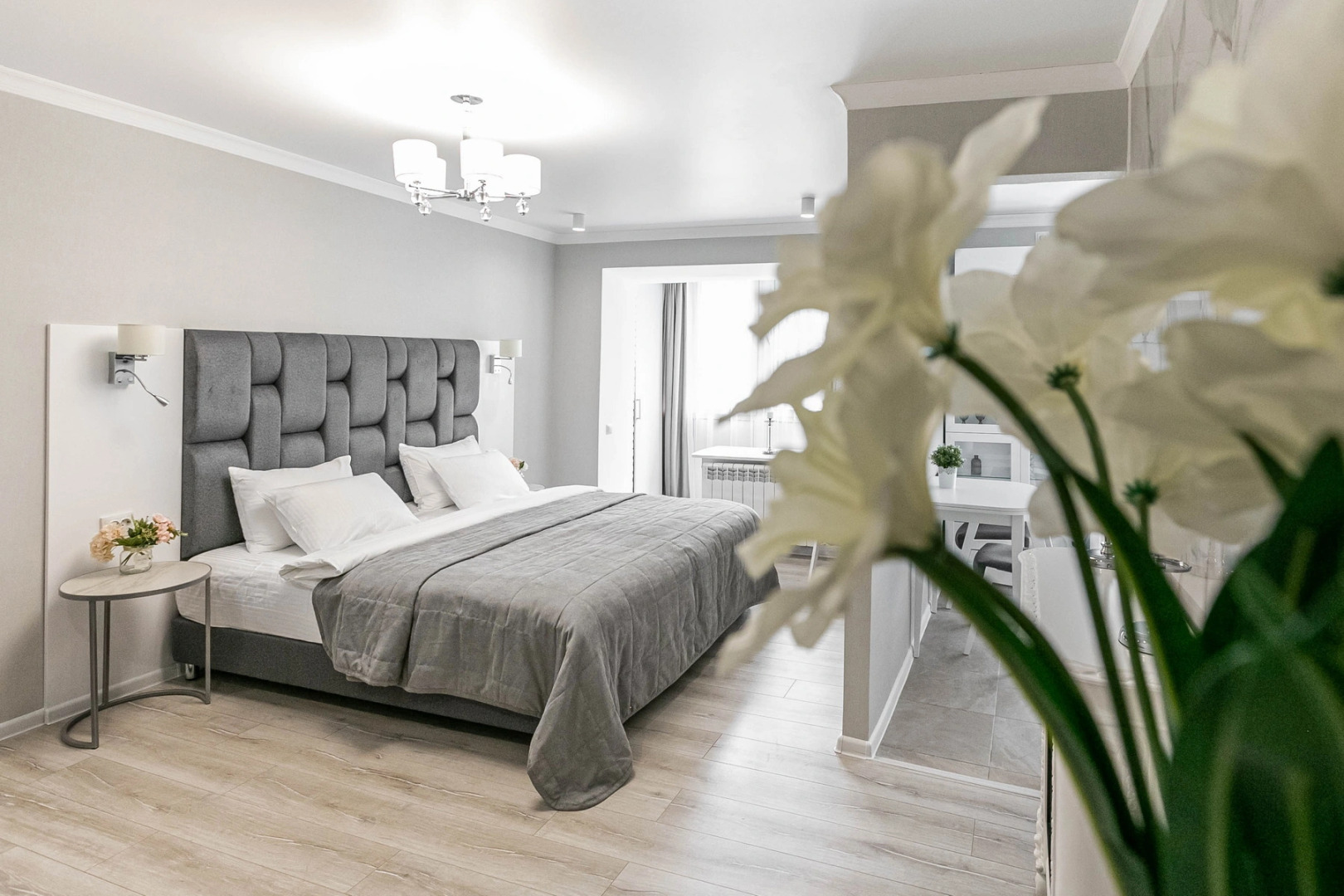 Квартира Королевская кровать с камином