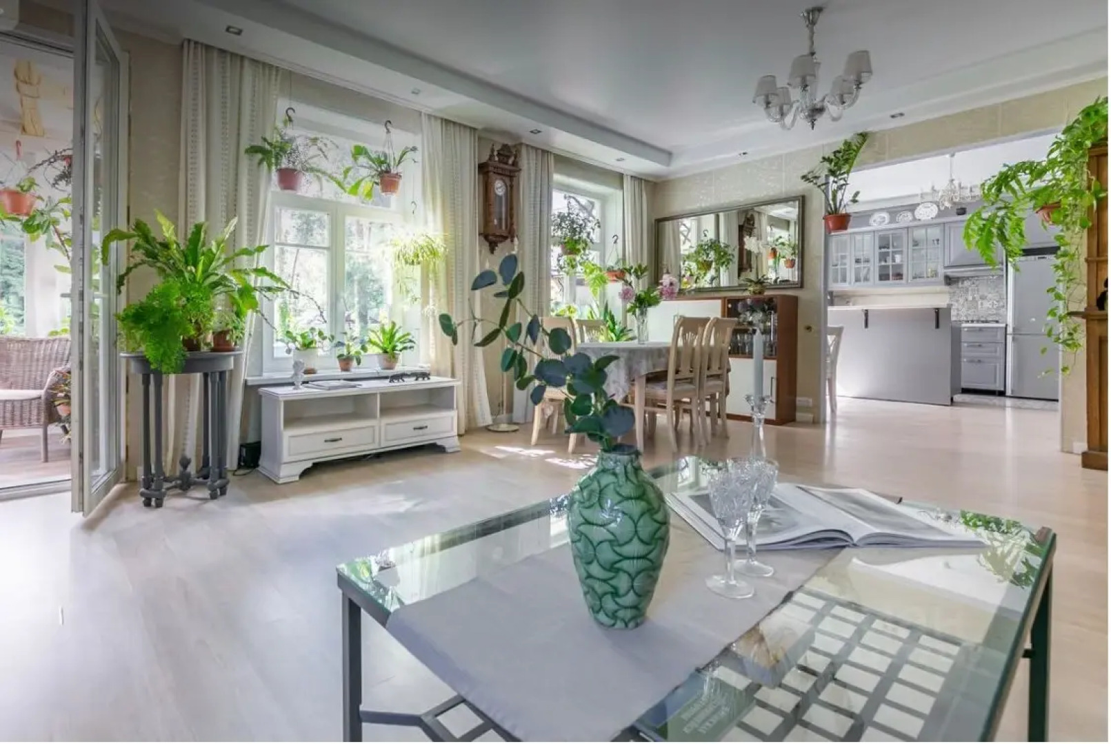 Частный дом 8-к 250 м²