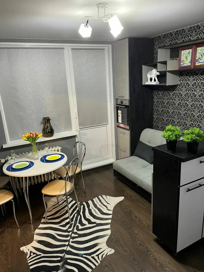 Апартаменты 1-комнатные рядом с Волгой в 6-ом микрорайоне