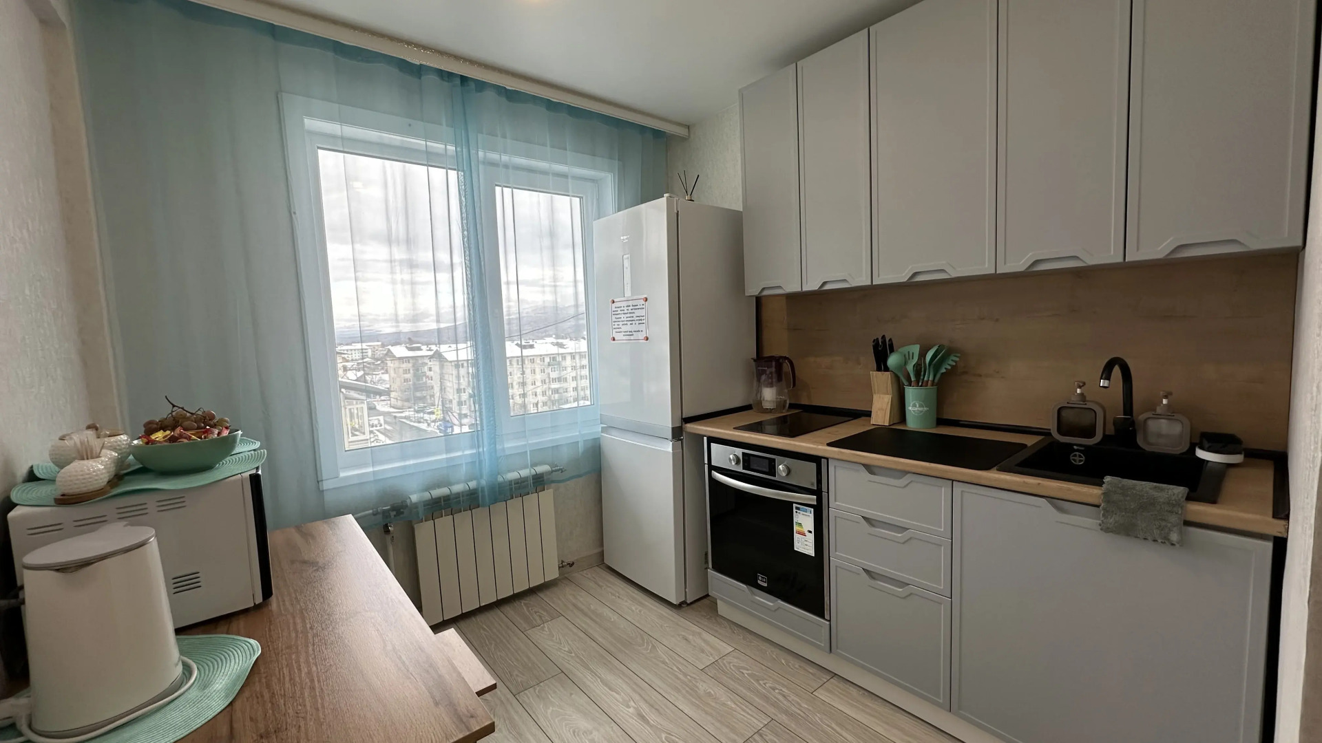 Квартира Видовая однокомнатная посуточно в центре города