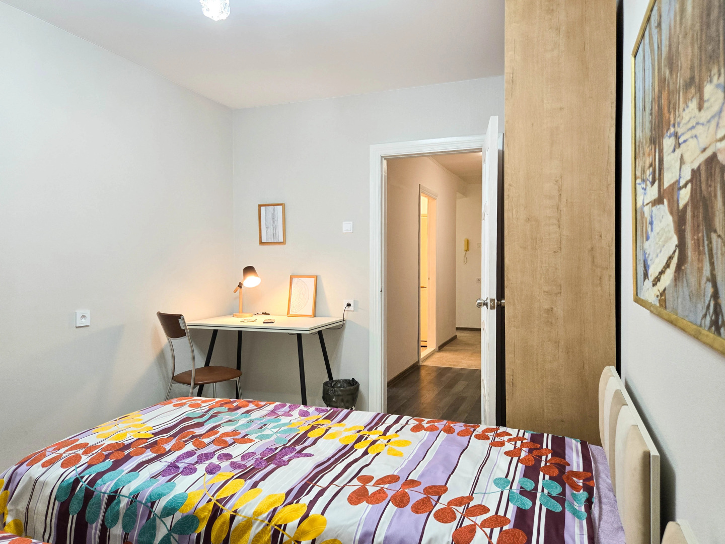 Апартаменты двухкомнатные в центре Сеть ЙоХоум