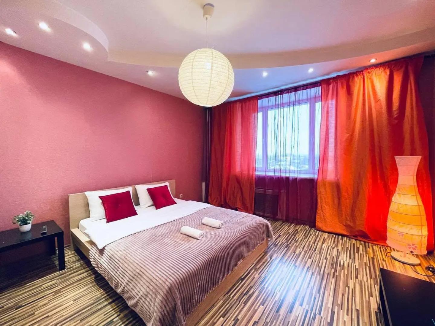 Апартаменты MAXI (Макси) на улице Колхозная 18