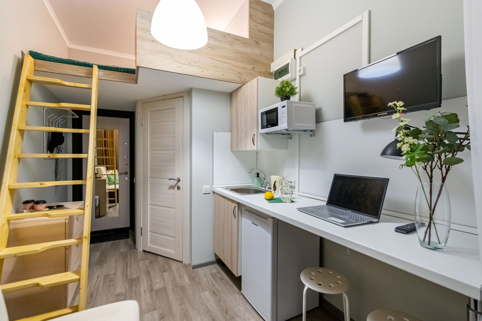 Квартира Студии N&V Studios 1