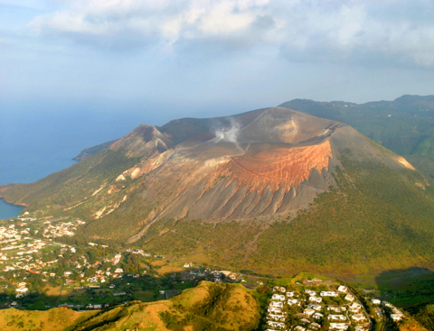 Holiday House in Vulcano-Aeolian Islands Apartments