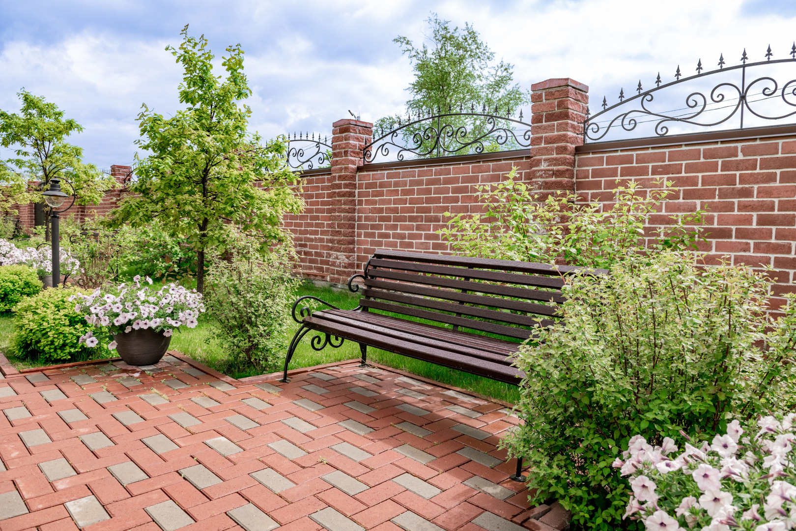 Отель Гостиничный комплекс Лазурит