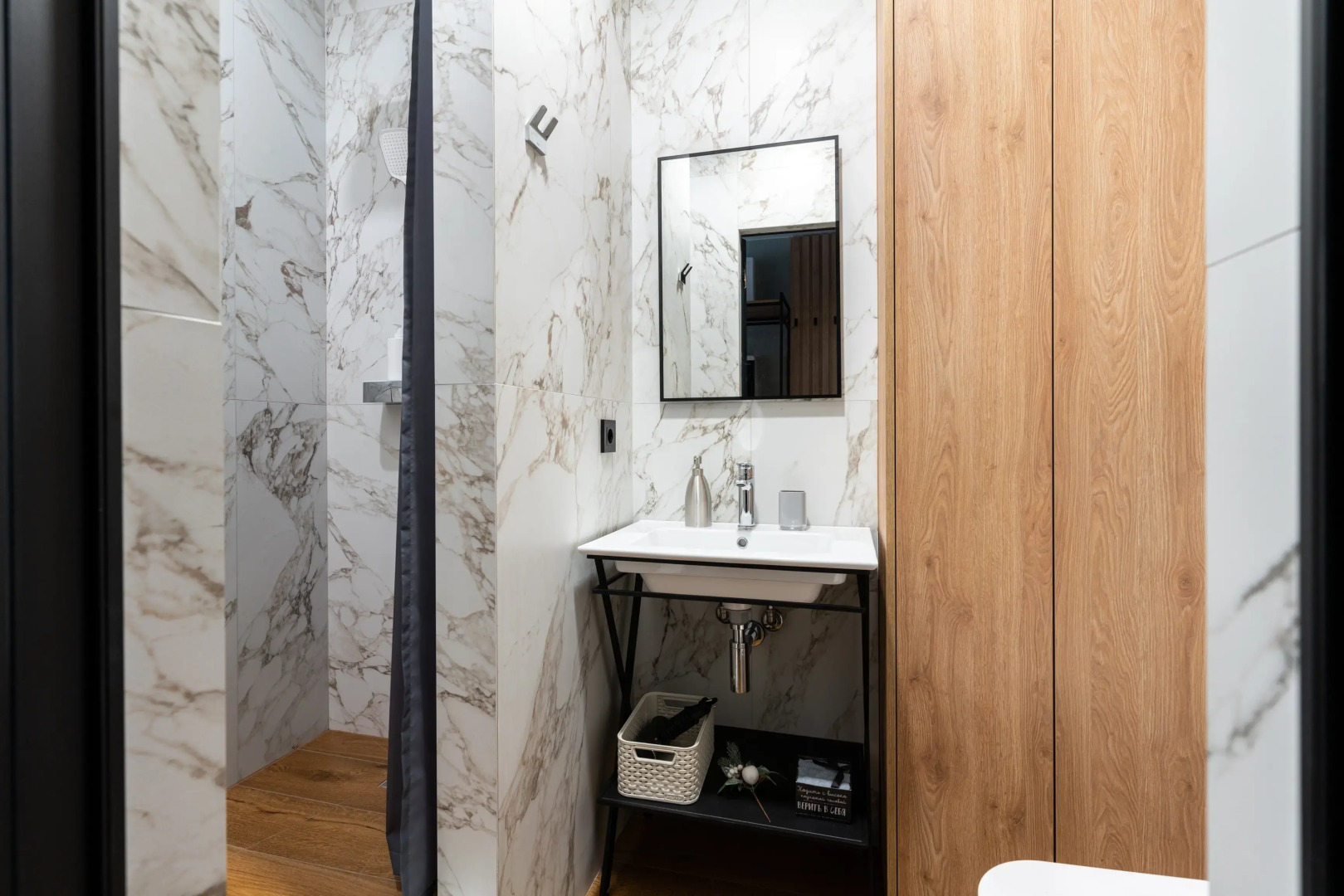 Апартаменты Aura De Luxe