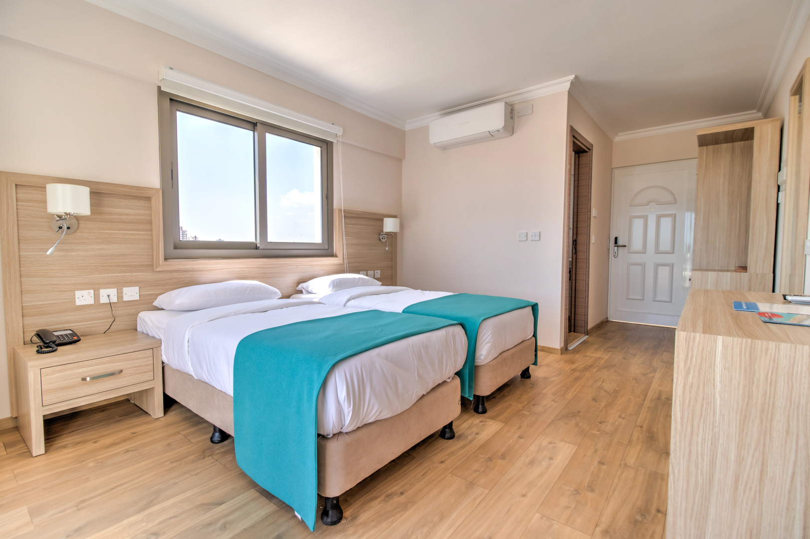 Отель Sea Life Long Beach