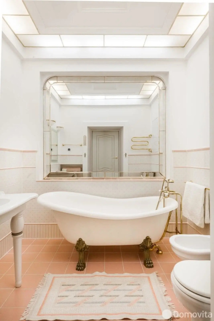 Апартаменты 5-комнатные HomeApart пр-т Независимости, 13