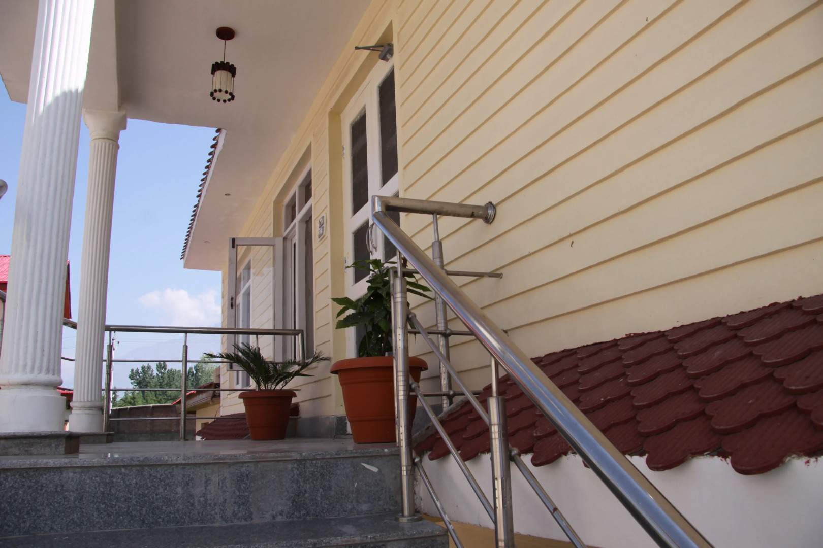 Отель Shalimar Heights