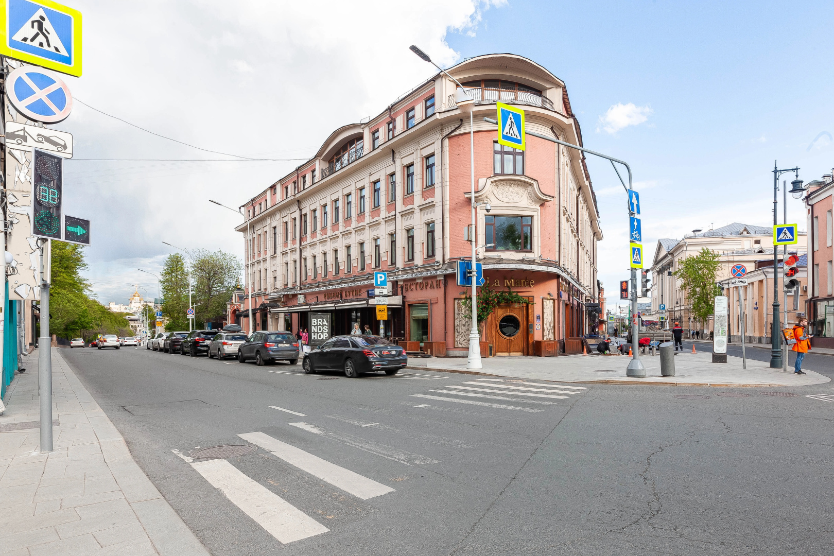 Апартаменты на Петровке