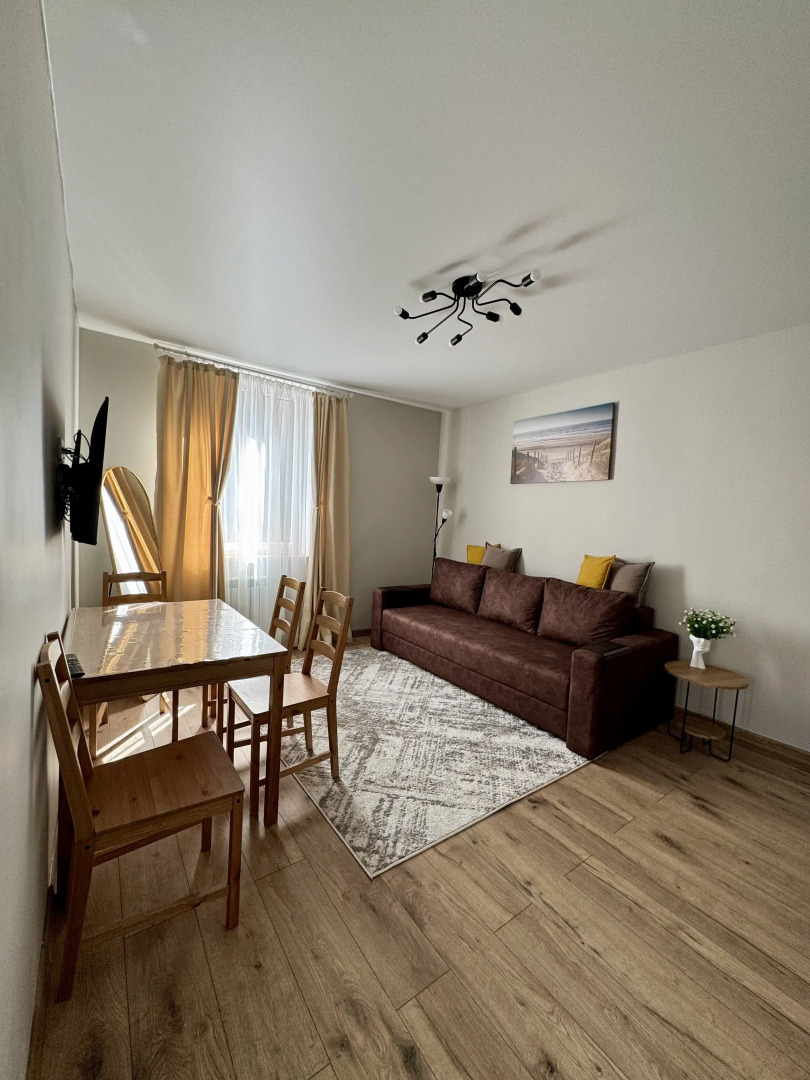 Квартира Двухкомнатная в Амалиенау