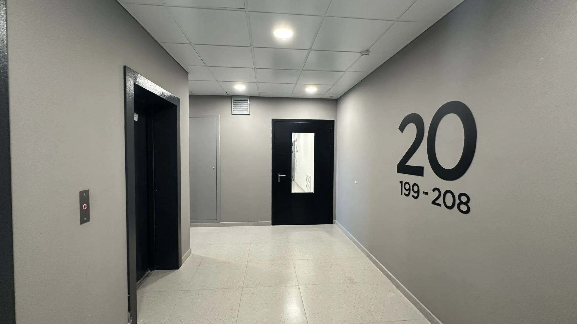 Апартаменты Истоман Two Клубничное Поле