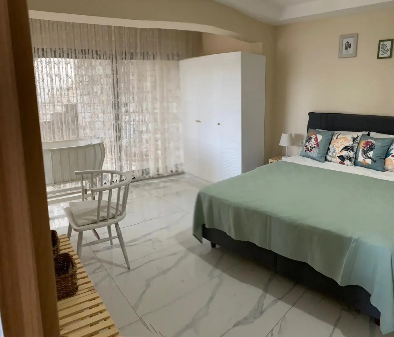 Апартаменты Serena Suit Apartment