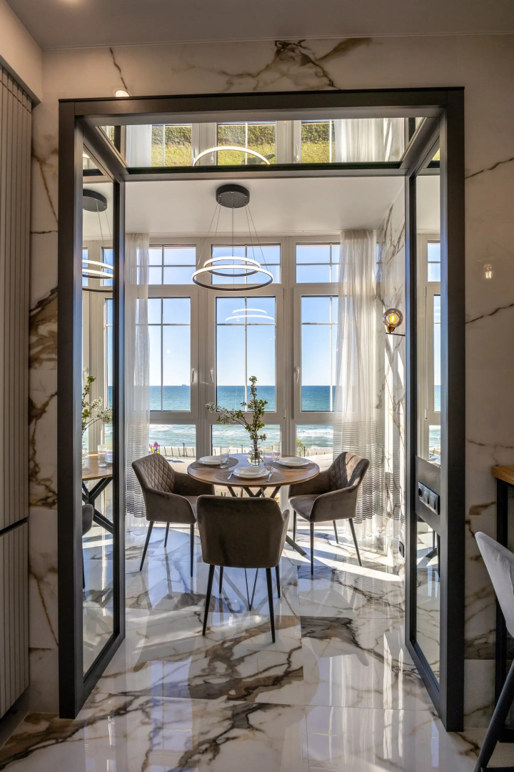 2 - к Апартаменты с прямым видом на море | 1 линия