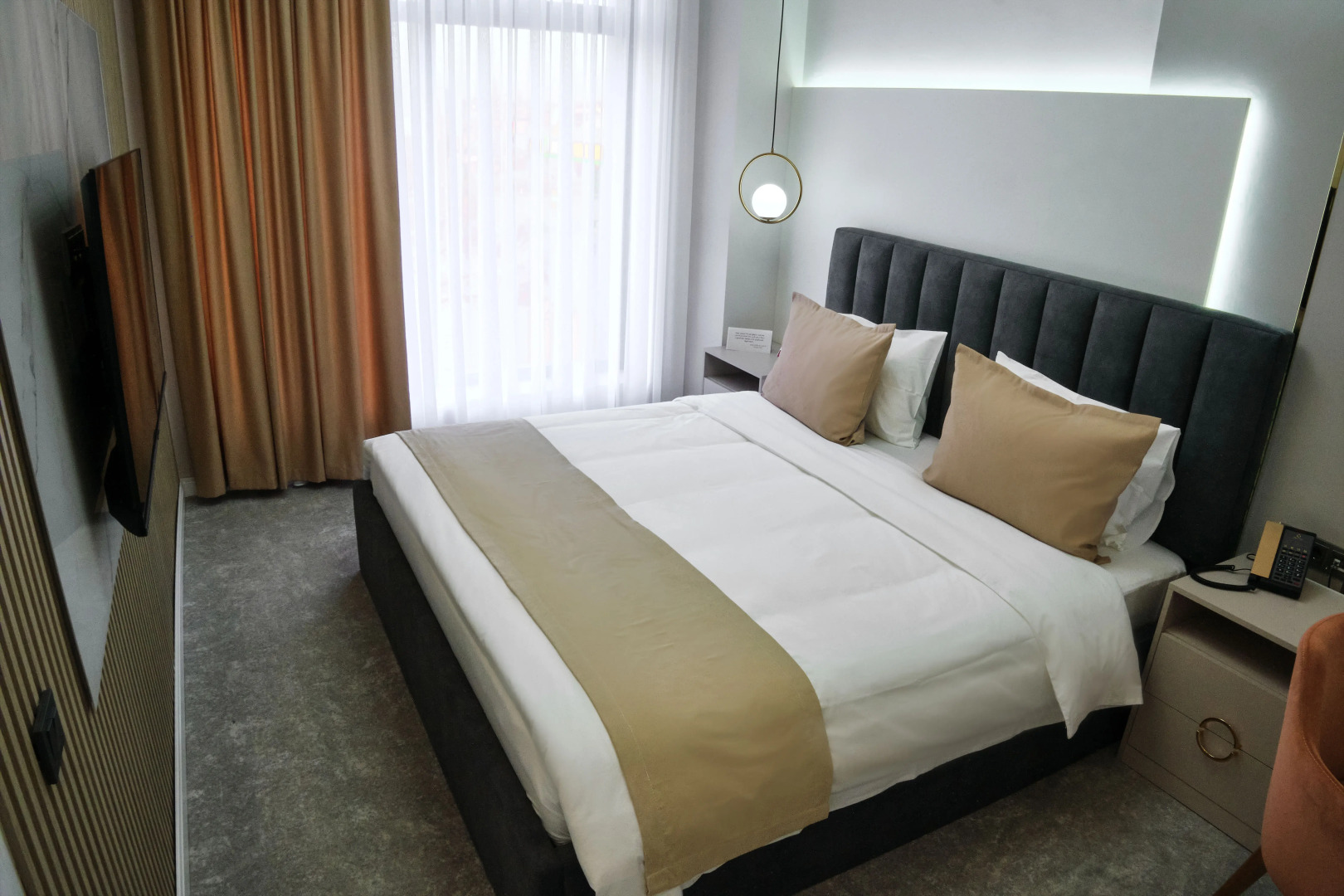 Отель Qaragat Hotel Jalal Abad