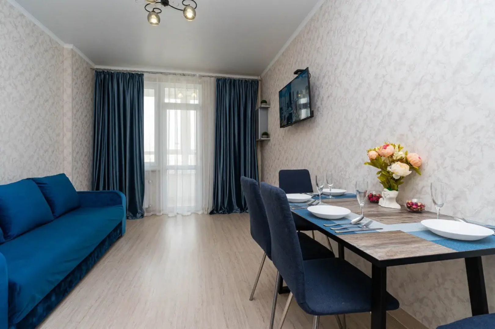 Апартаменты Возле Трц Меганом