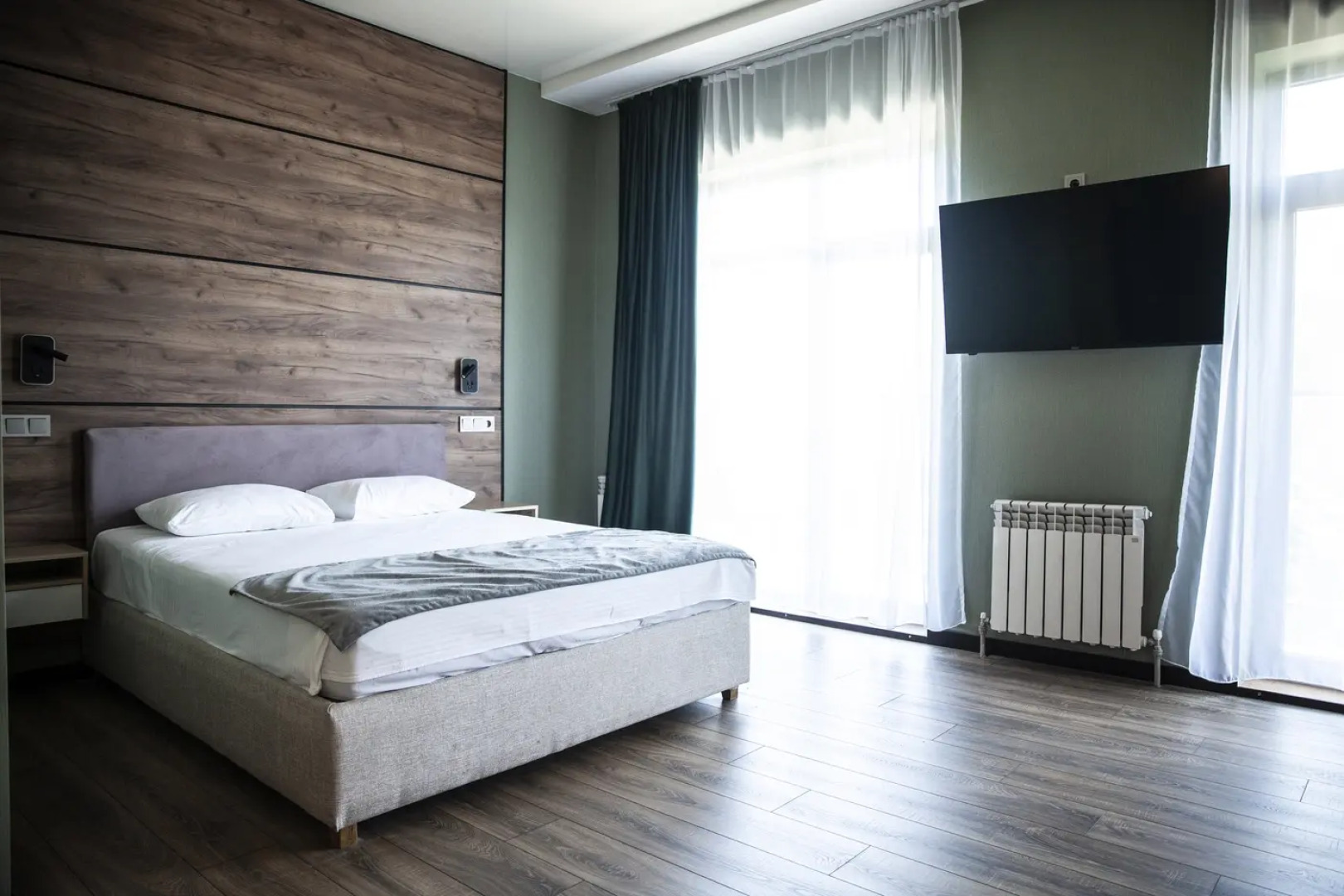 Отель Мона Лиза