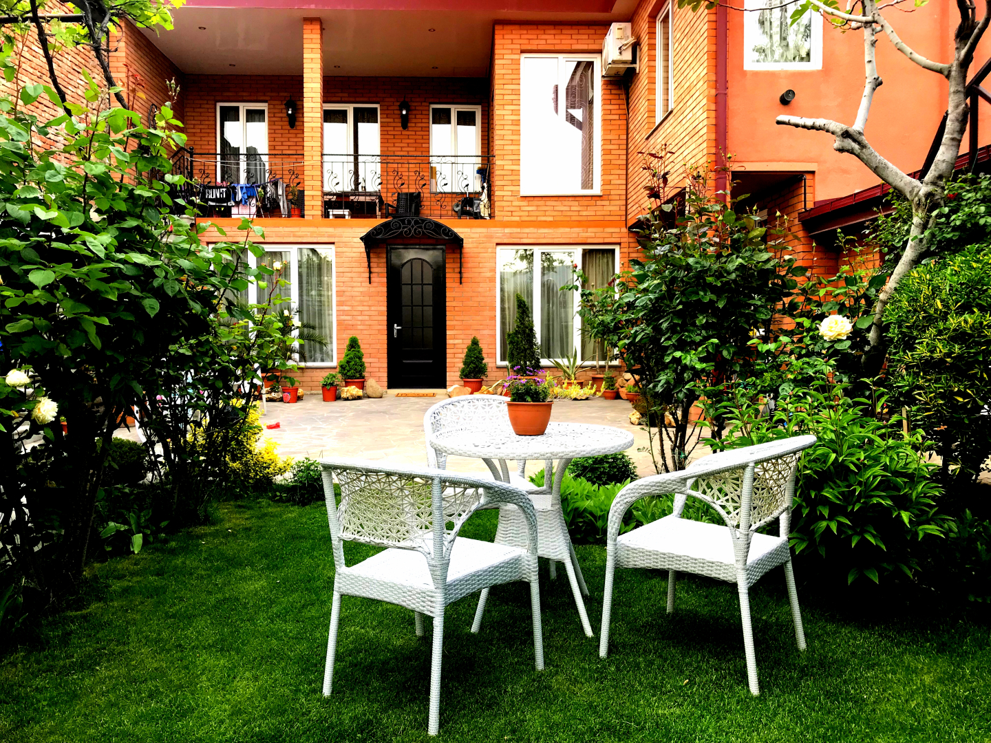 Апартаменты Green Garden