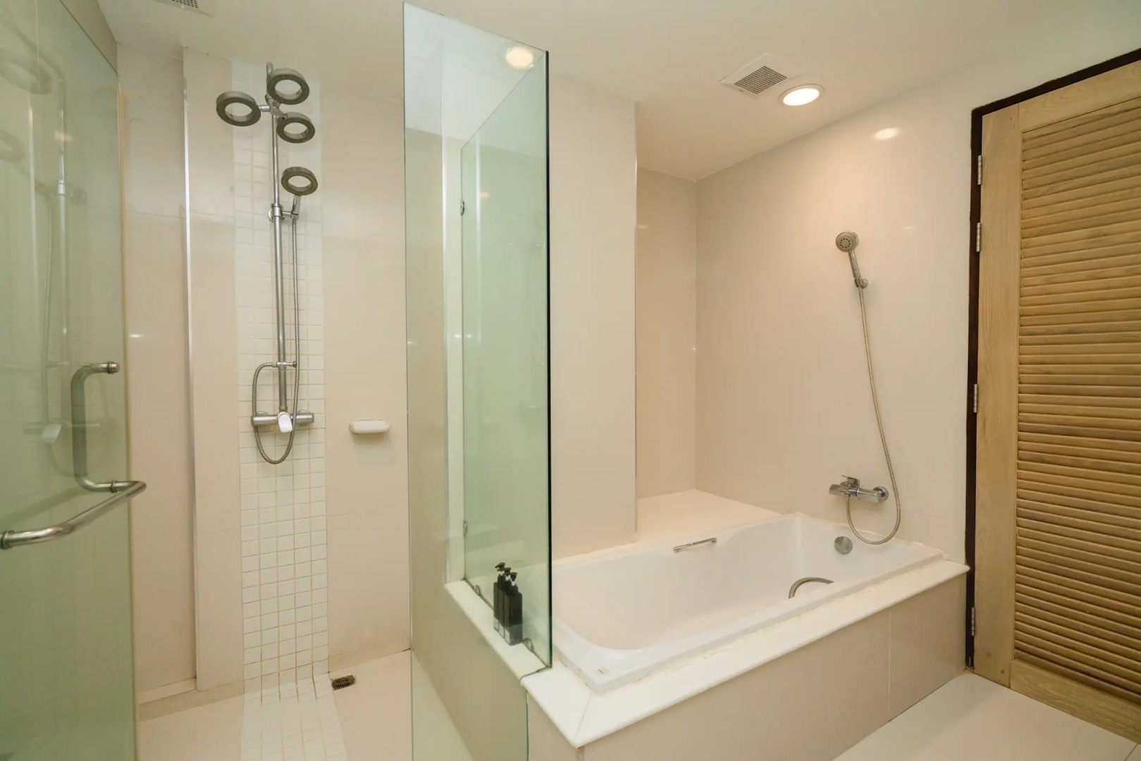 Отель Coco Phuket Bangtao Beach