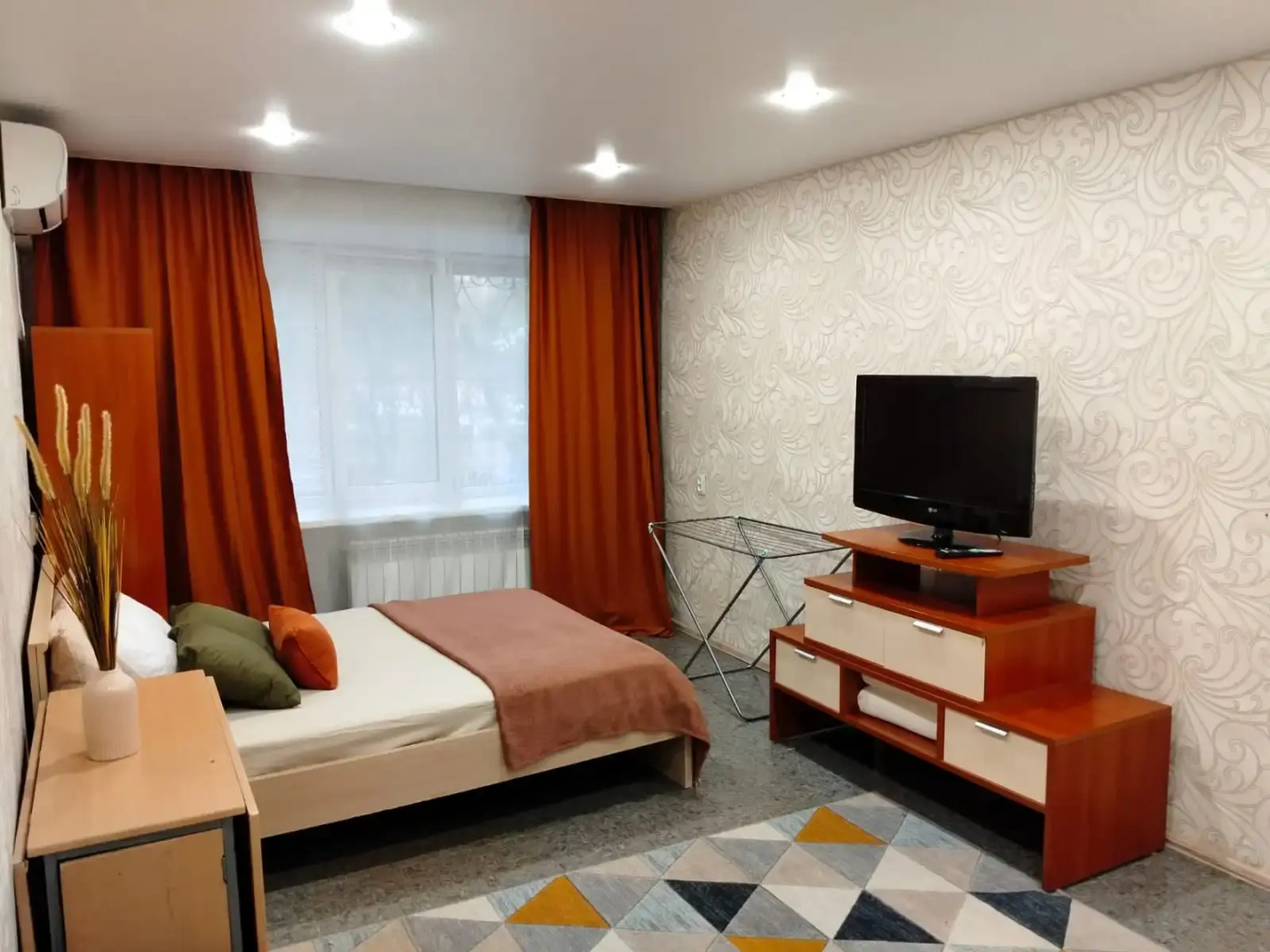 Квартира на ул. Ново-Садовой, 42