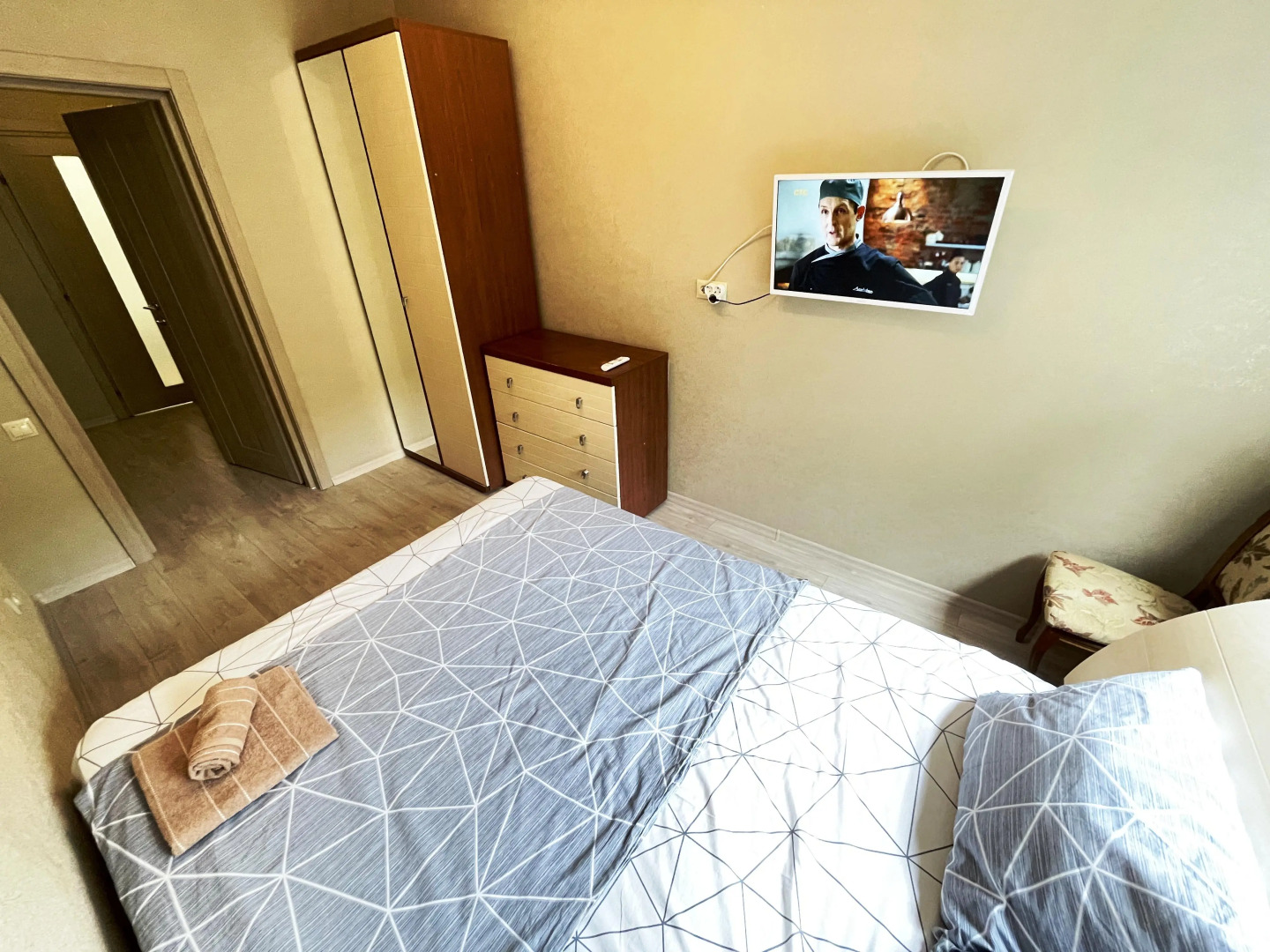 Квартира двухкомнатная в центре города OrenRoom56