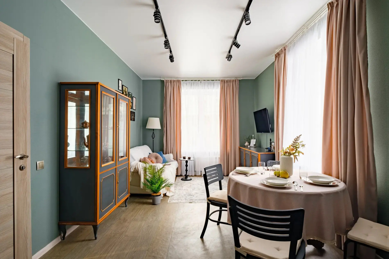 Апартаменты 4 на Яхромской 3