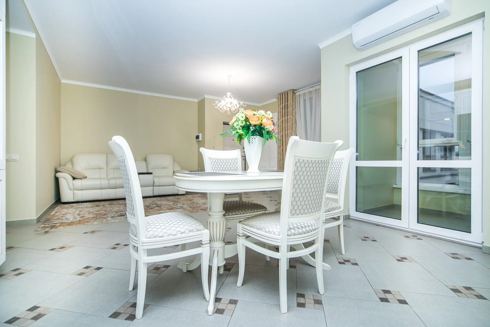 Апартаменты Макаенка 12А пентхаус 25 этаж