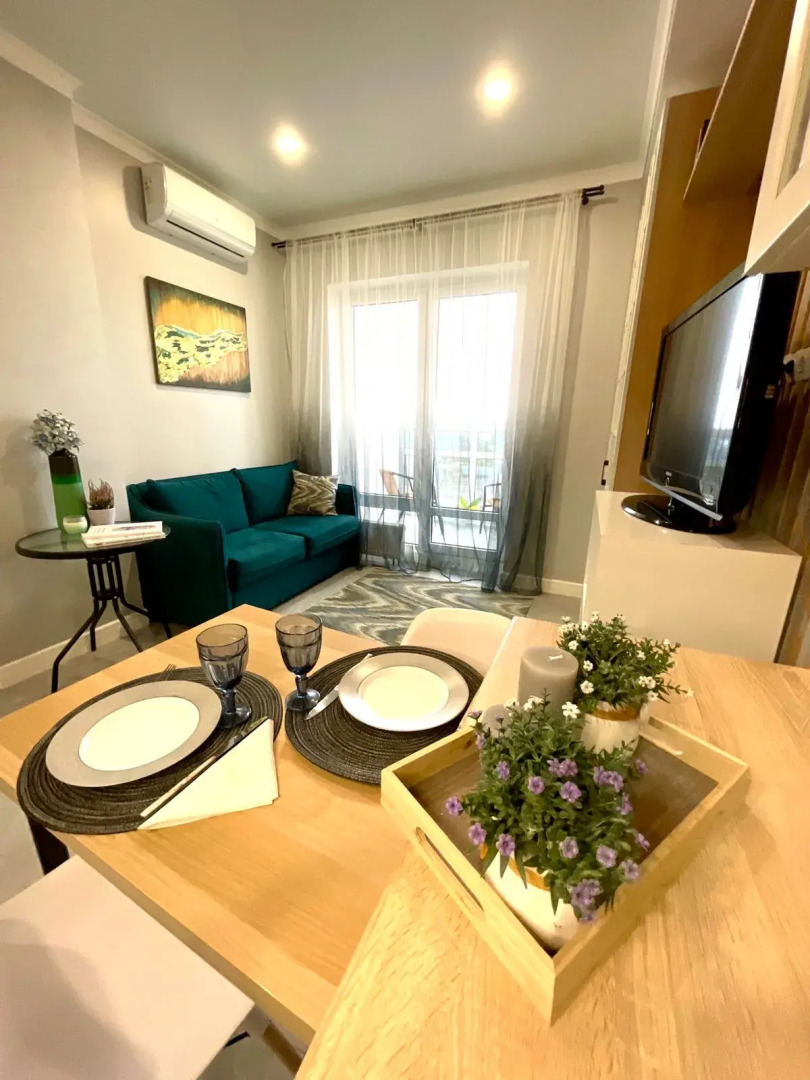 Апартаменты на Чкалова 18