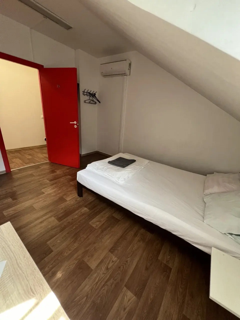 Гостиница Петя и Волк