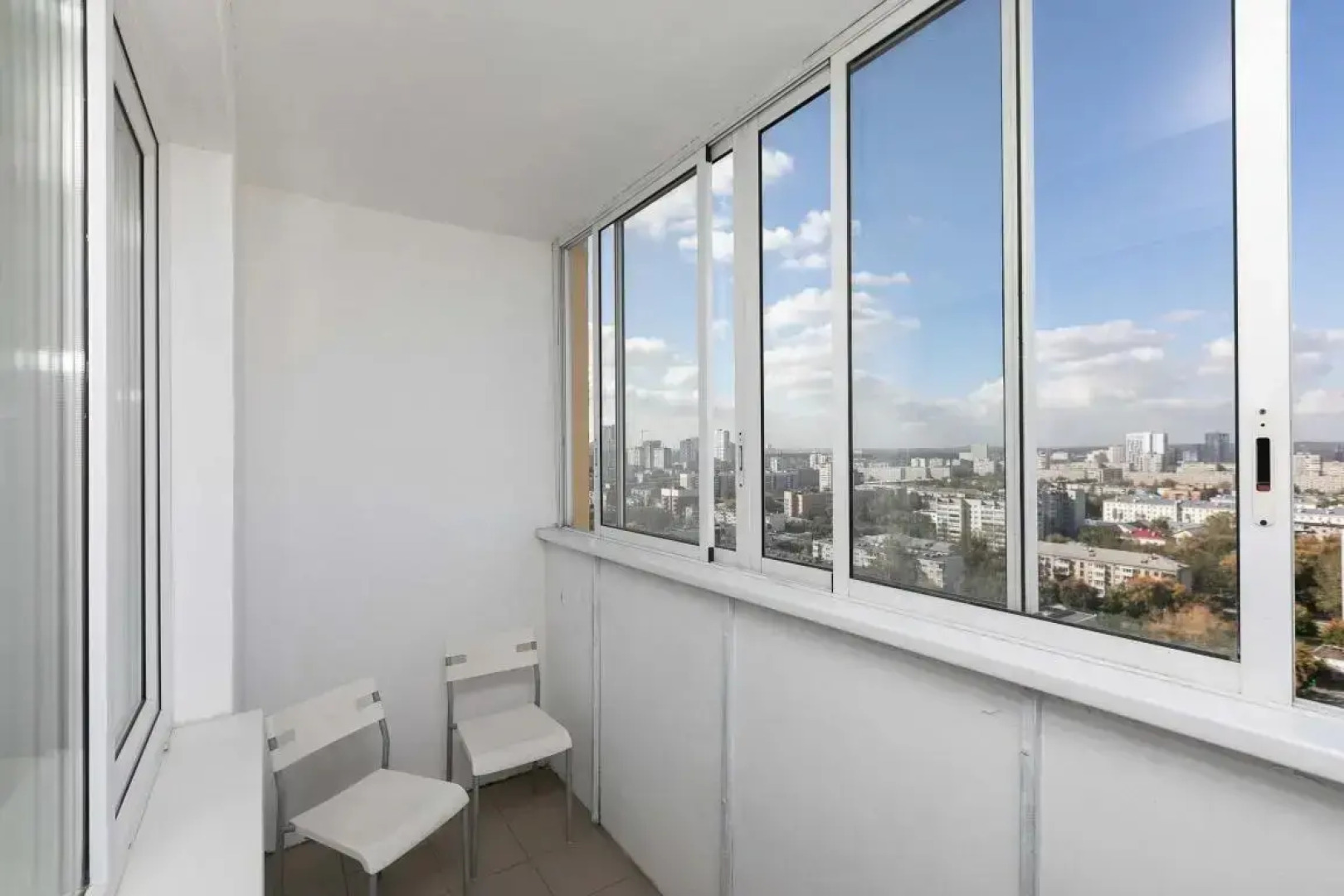 3-к апартаменты Этажидейли на ВИЗе