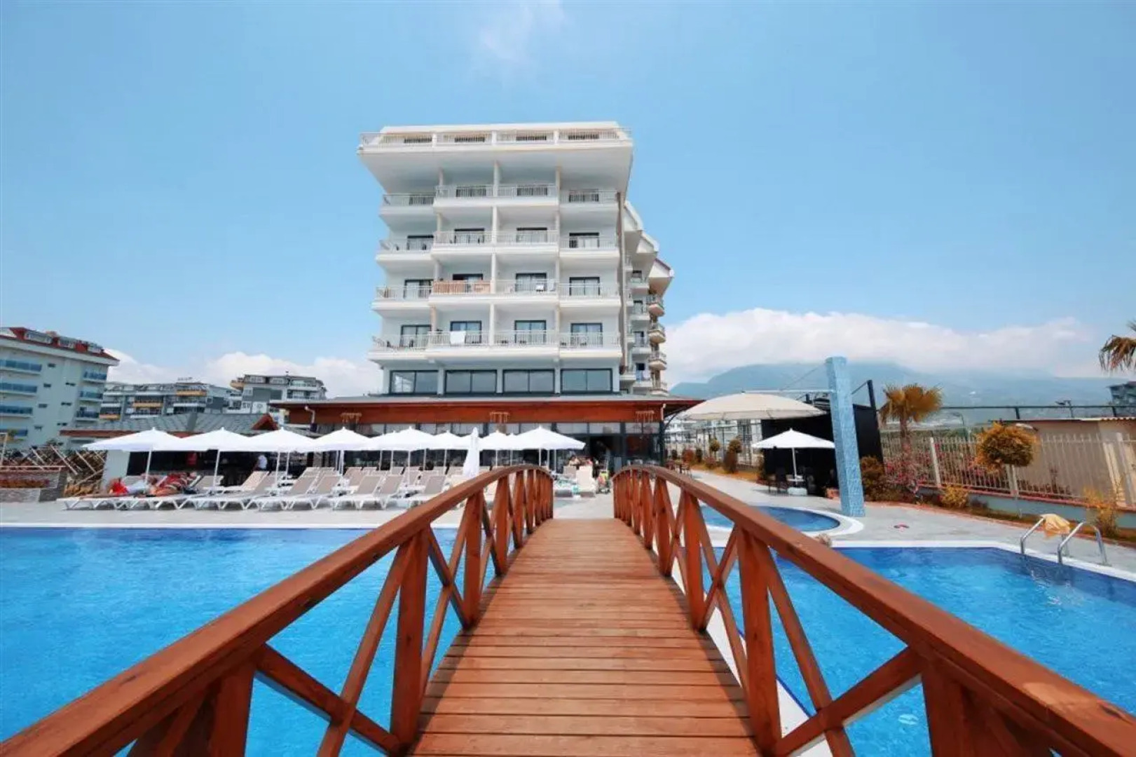 Отель Sey Beach Hotel & Spa