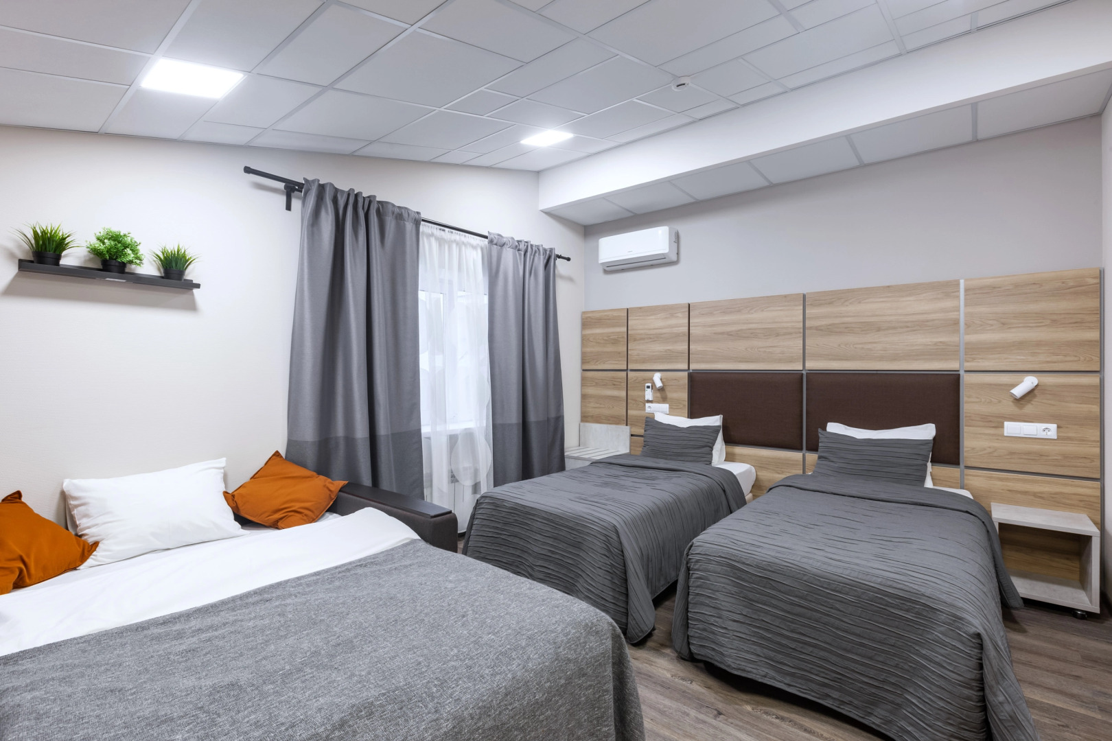 Отель Фурор