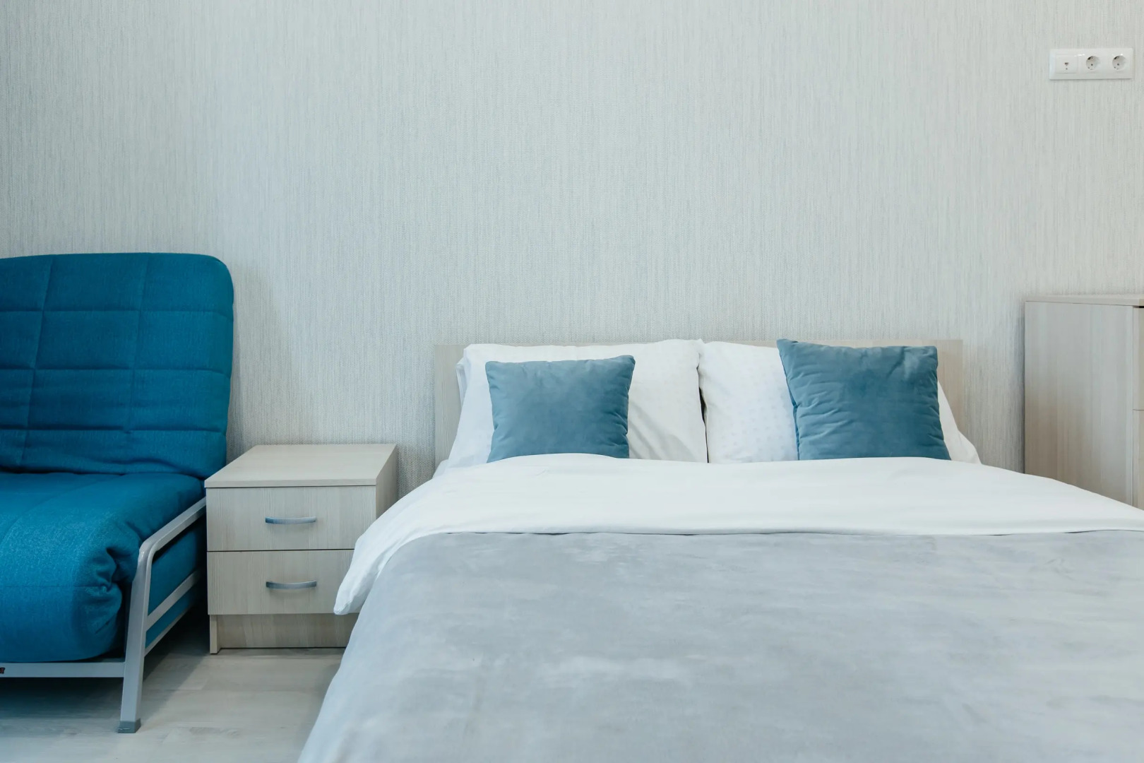 Квартира Комфортная Двухкомнатная с Видом на Реку