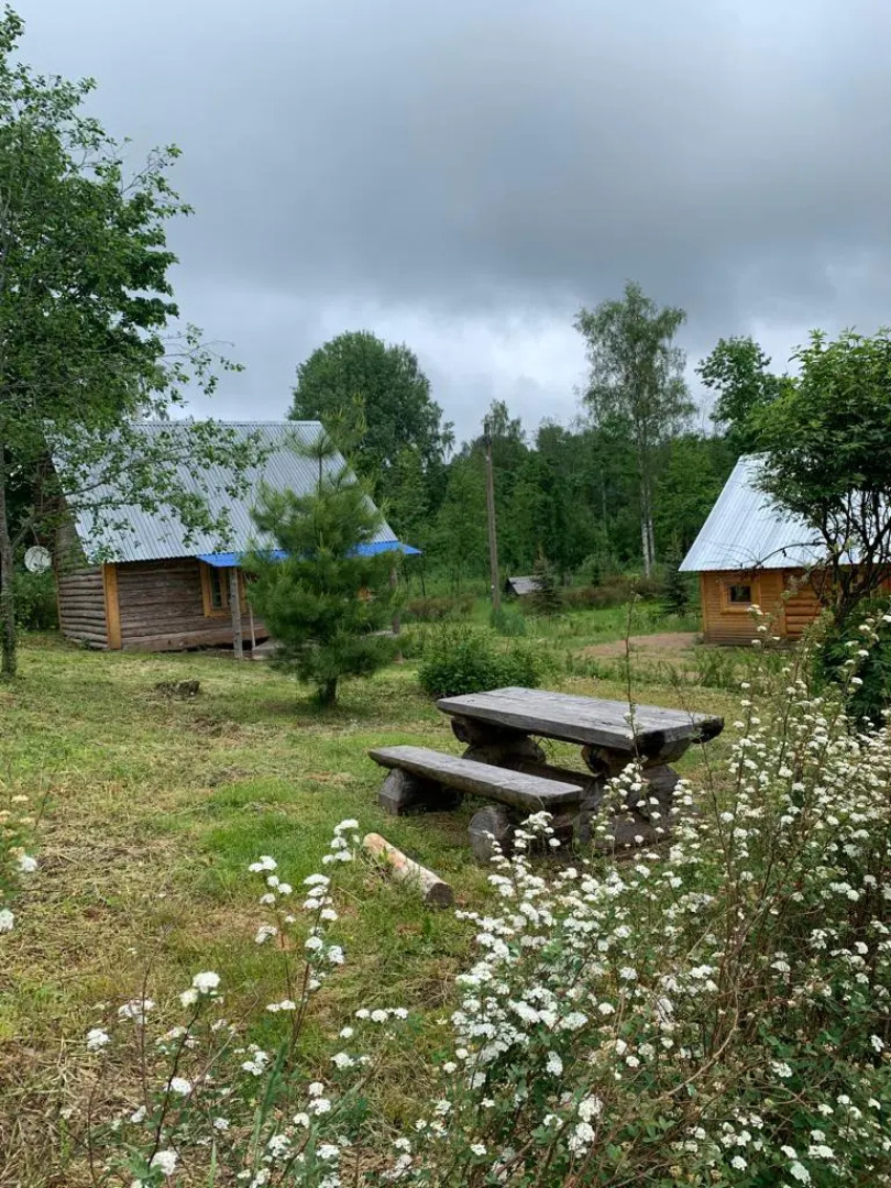 Бунгало Изба Пасечника трехместная. Хутор Медовый.