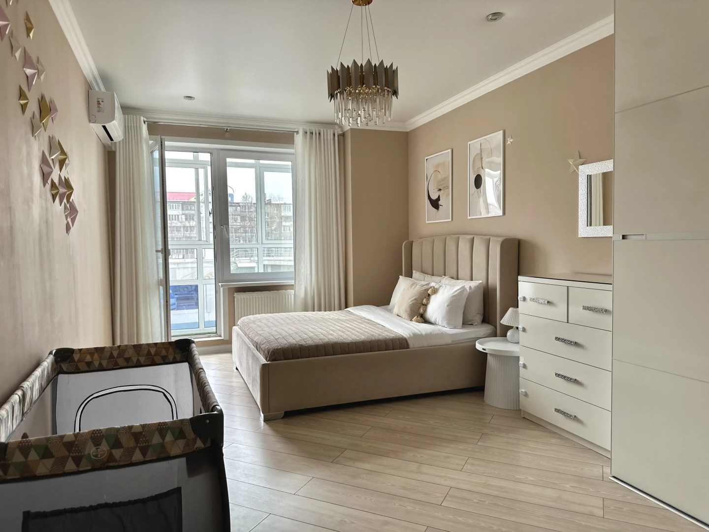 Квартира Премьер Апарт на Василия Татищева 4