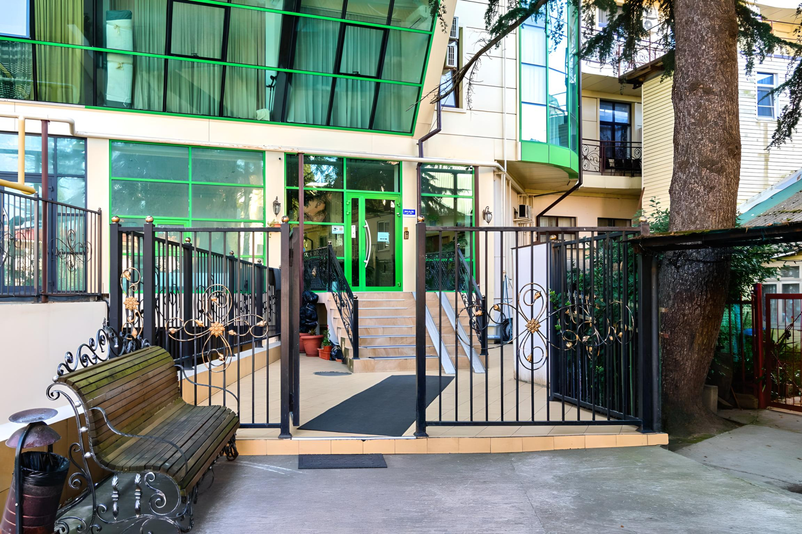 Апартаменты Green Sail